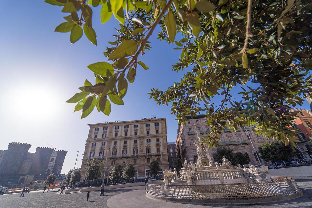 Le 4 Stagioni Napoli Centro Hotel Exterior photo