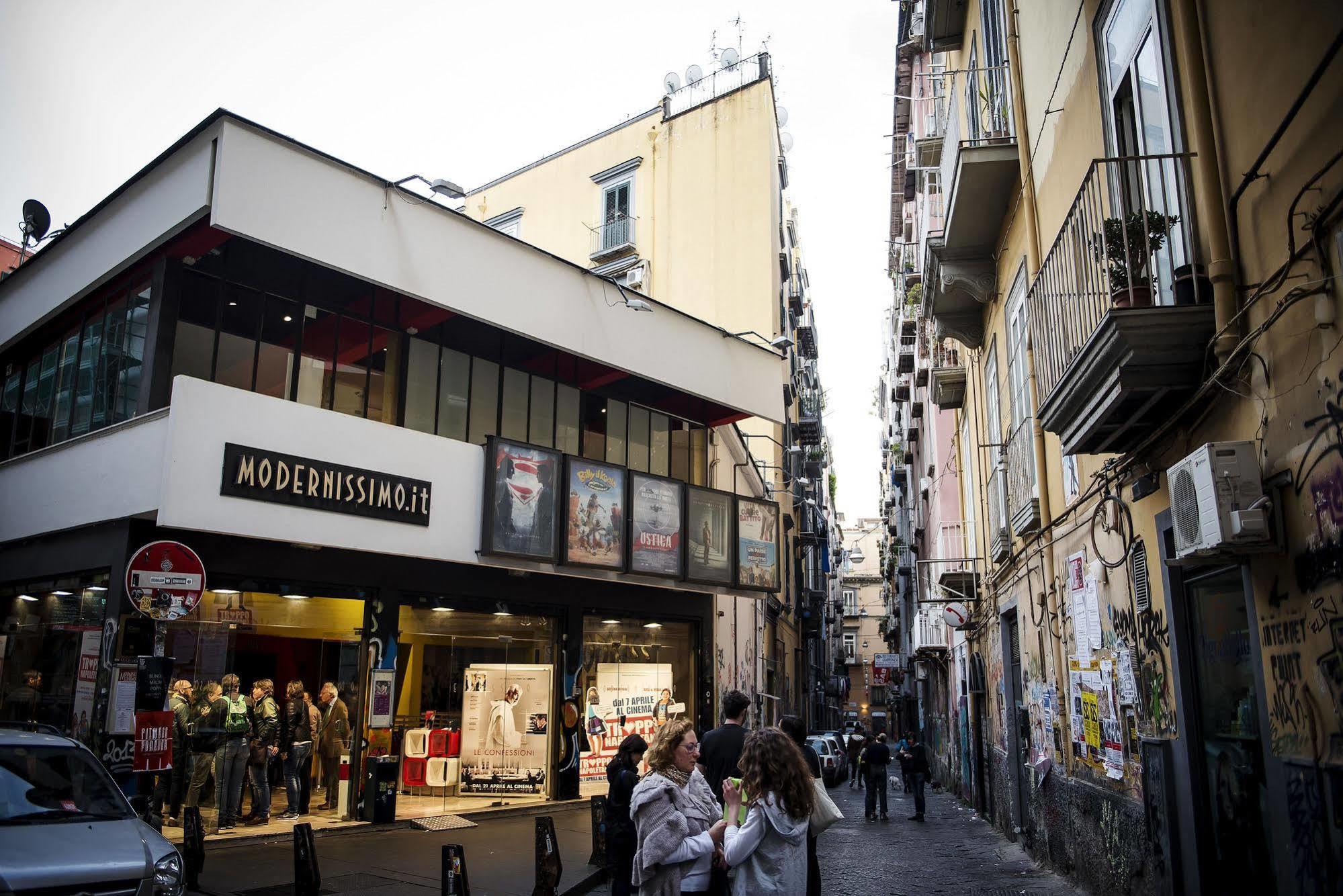 Le 4 Stagioni Napoli Centro Hotel Exterior photo